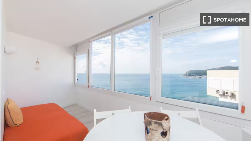 Apartment mono Lisbon — photo 18
