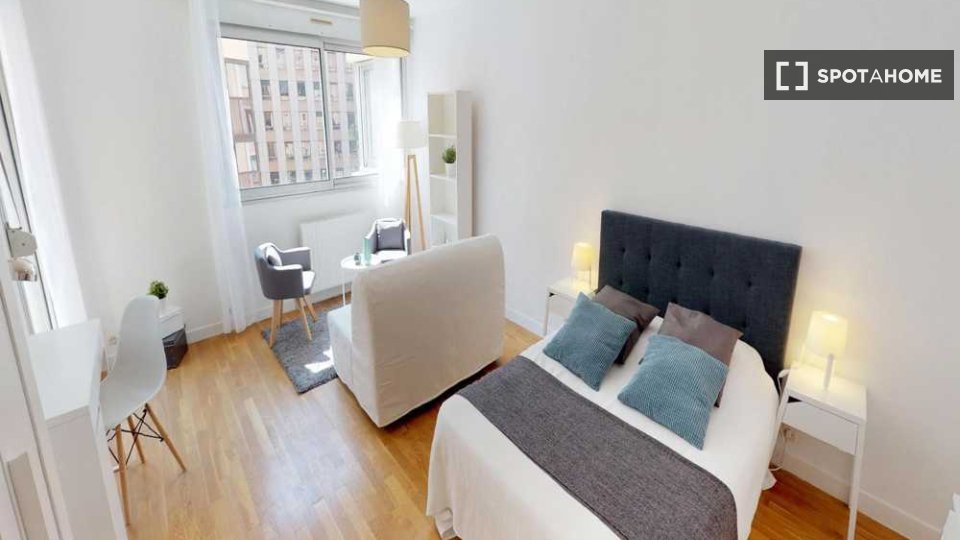 Double room Lyon, 5 beds, 100m² — photo 13