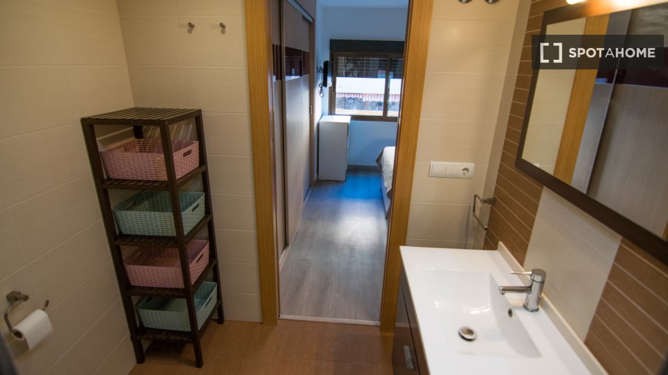 Apartment Valencia, 3 beds, 101m² — photo 3