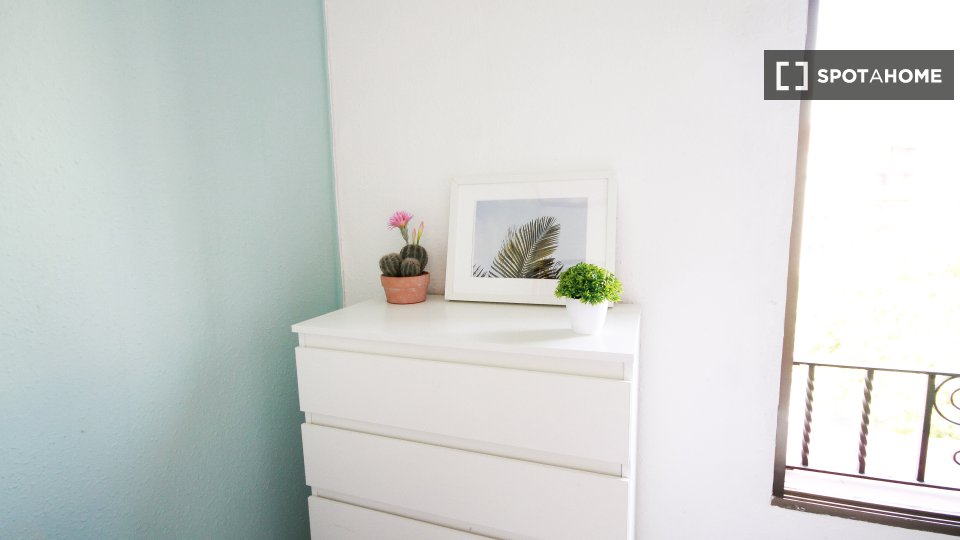 Double room Barcelona, 5 beds — photo 8