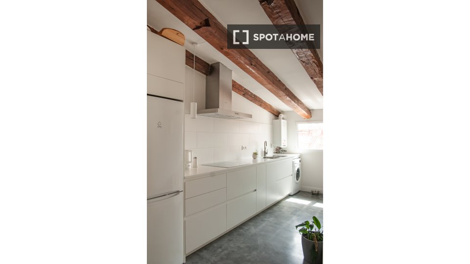 Apartment Madrid, 2 beds — photo 15