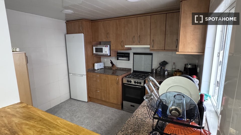 Double room Barcelona, 4 beds, 102m² — photo 10