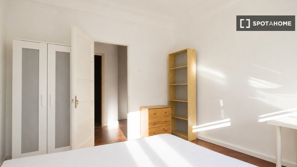 Double room Lisbon, 7 beds — photo 16