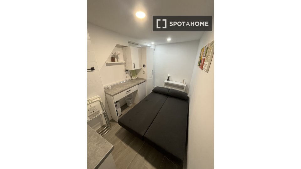 Apartment mono Madrid, 20m² — photo 3