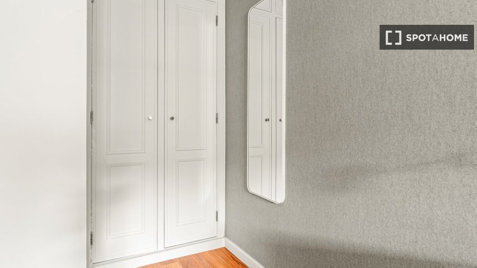 Double room Lisbon, 9 beds — photo 3