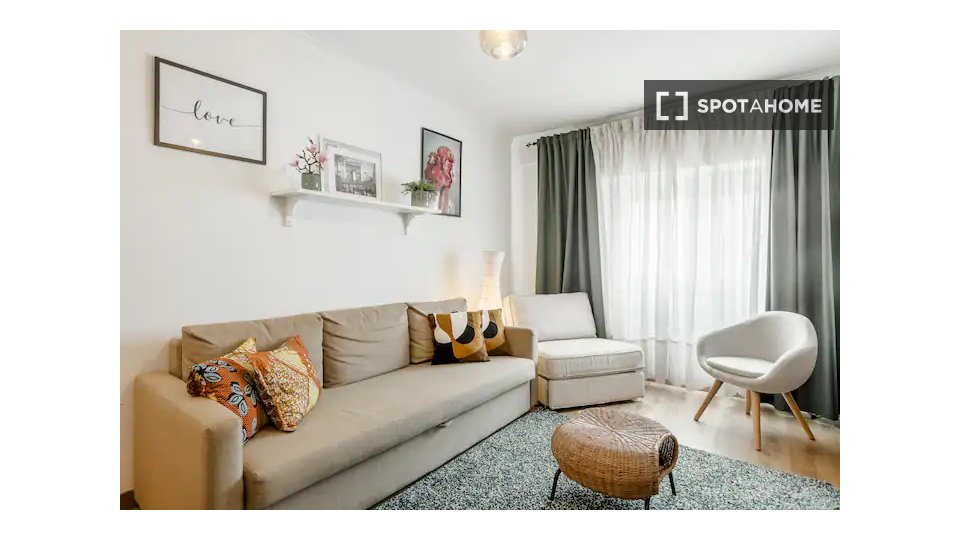 Apartment Lisbon, 1 bed — photo 4