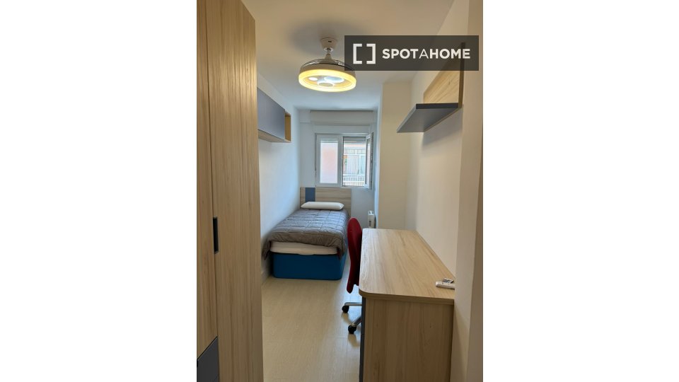 Apartment Madrid, 2 beds — photo 8