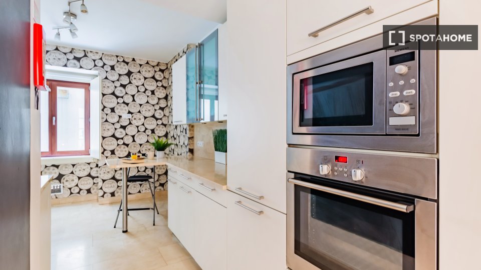 Apartment Lisbon, 3 beds — photo 14