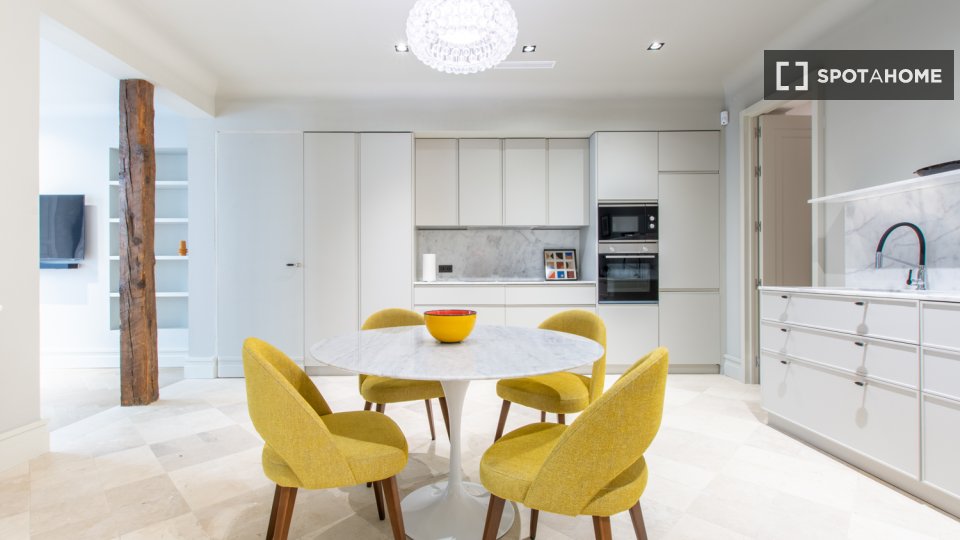 Apartment Madrid, 2 beds, 147m² — photo 1