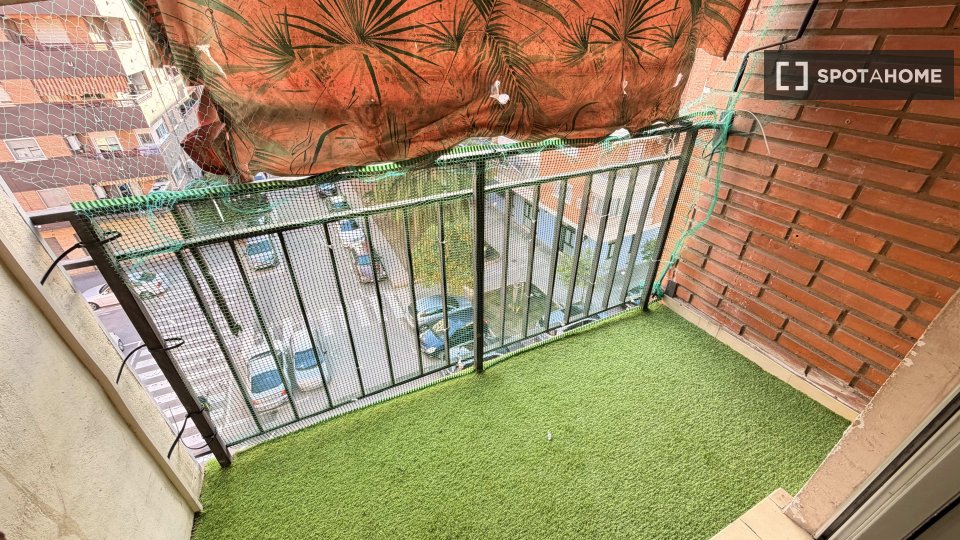 Double room Valencia, 5 beds — photo 3
