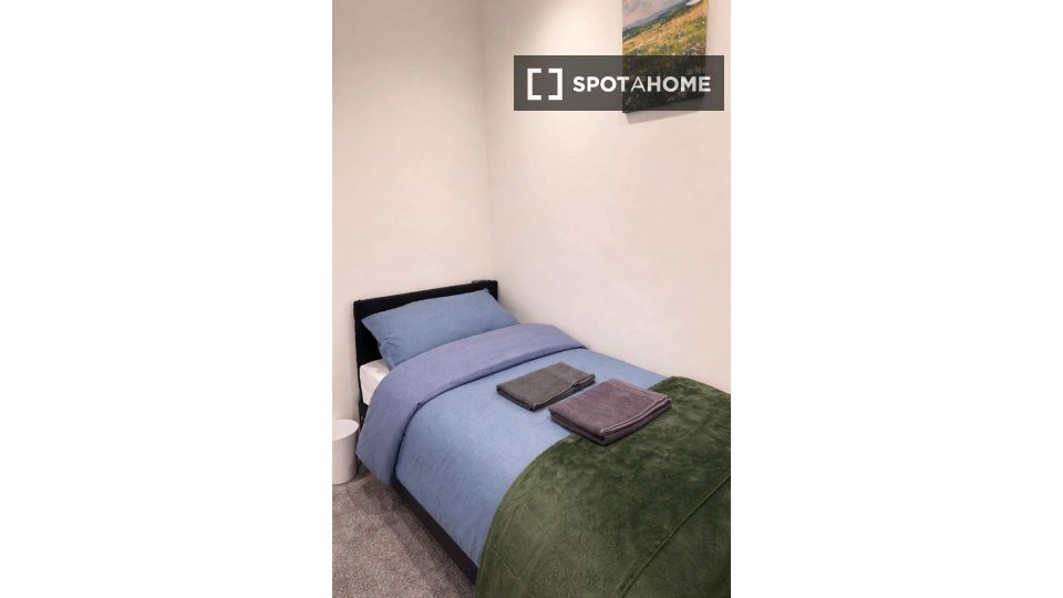 Apartment Manchester, 3 beds — photo 18