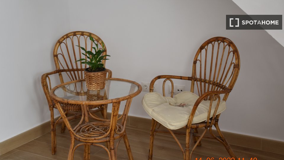 Apartment Malaga, 4 beds, 157m² — photo 6