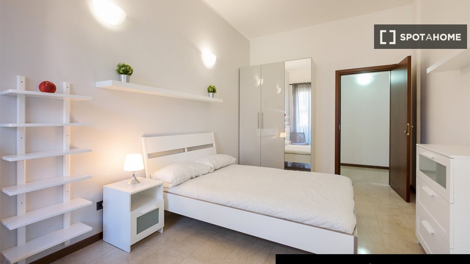Double room Milan, 6 beds, 171m² — photo 11