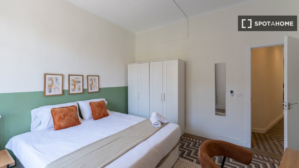 Double room Madrid, 7 beds — photo 9