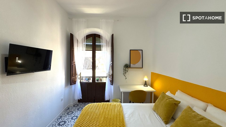 Double room Granada, 6 beds — photo 16