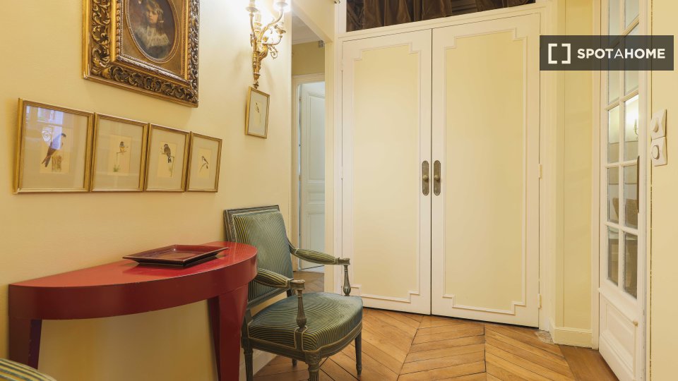 Apartment Paris, 2 beds, 75m² — photo 17