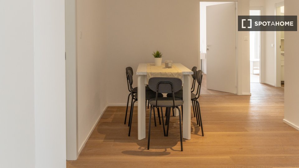 Double room Trento, 1 bed, 122m² — photo 7