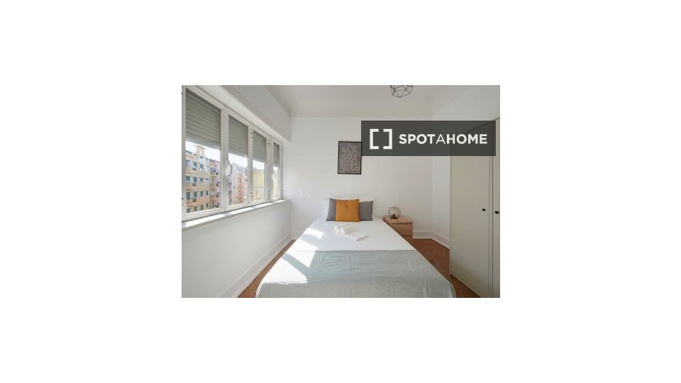 Double room Lisbon, 7 beds — photo 2