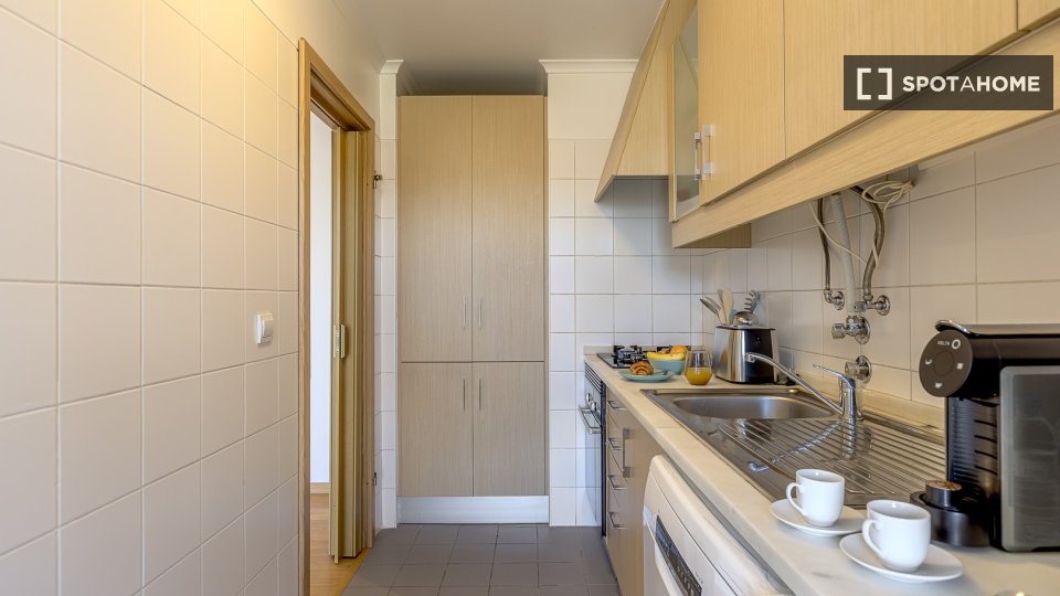 Apartment Lisbon, 3 beds — photo 5