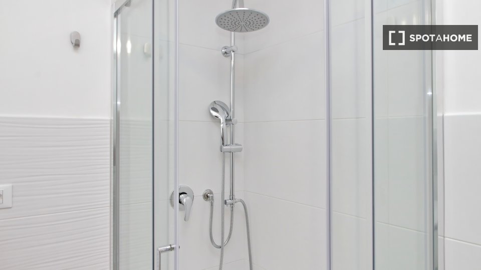 Apartment Rome, 2 beds — photo 8
