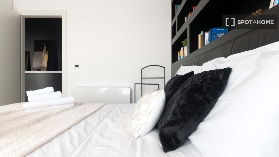 Apartment Milan, 1 bed, 92m² — photo 14