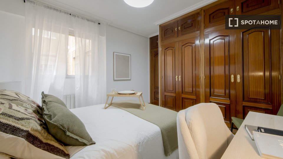 Double room Madrid, 7 beds — photo 5