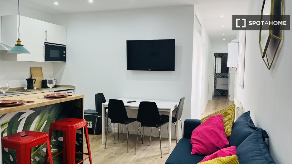 Apartment Madrid, 3 beds, 76m² — photo 10
