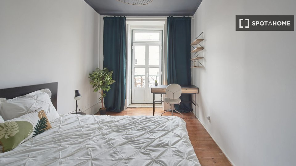 Double room Lisbon, 6 beds — photo 2