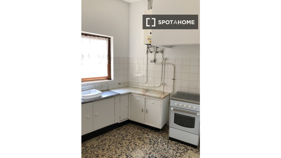 Apartment Coimbra, 4 beds — photo 31