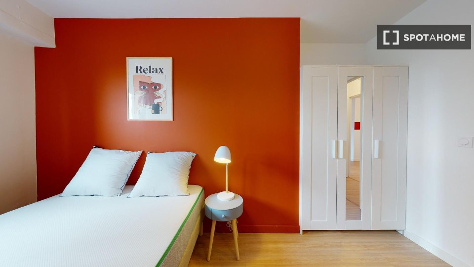Double room Marseille, 15 beds — photo 6