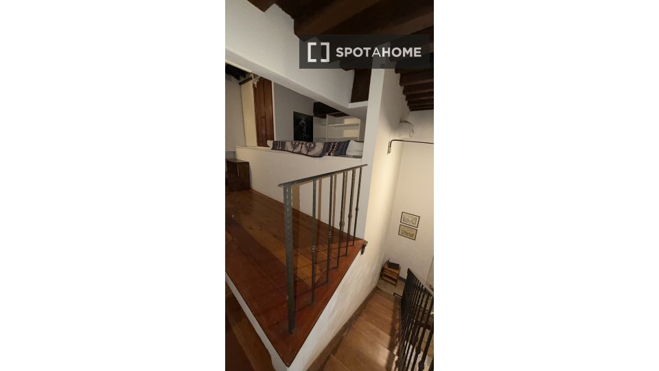 Apartment Florence, 1 bed, 70m² — photo 6