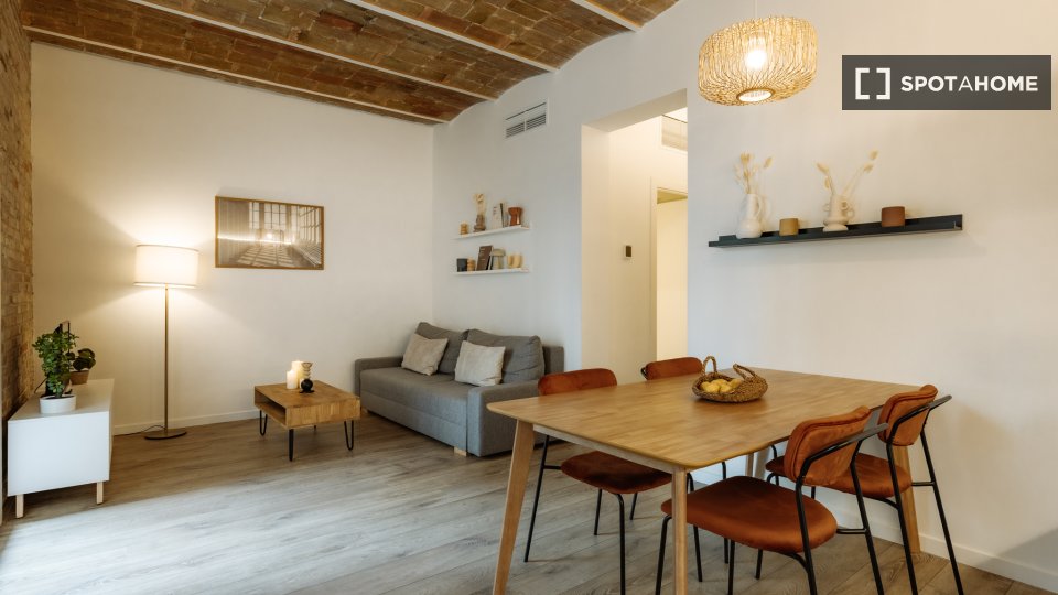 Apartment Barcelona, 2 beds, 74m² — photo 5