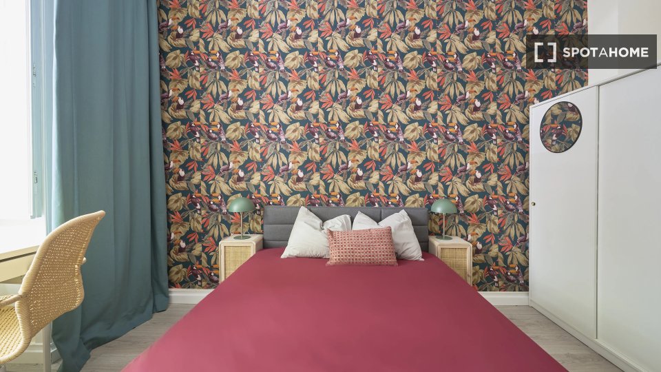 Double room Lisbon, 5 beds — photo 11