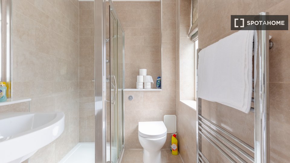 Apartment London, 4 beds, 134m² — photo 3