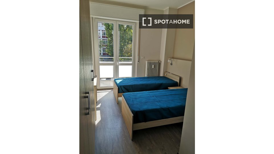 Double room Milan, 1 bed — photo 7