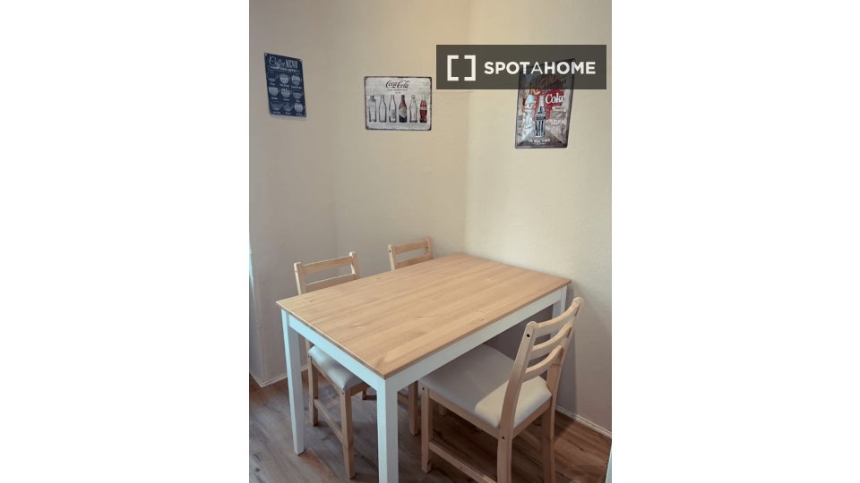 Apartment Berlin, 3 beds, 100m² — photo 1