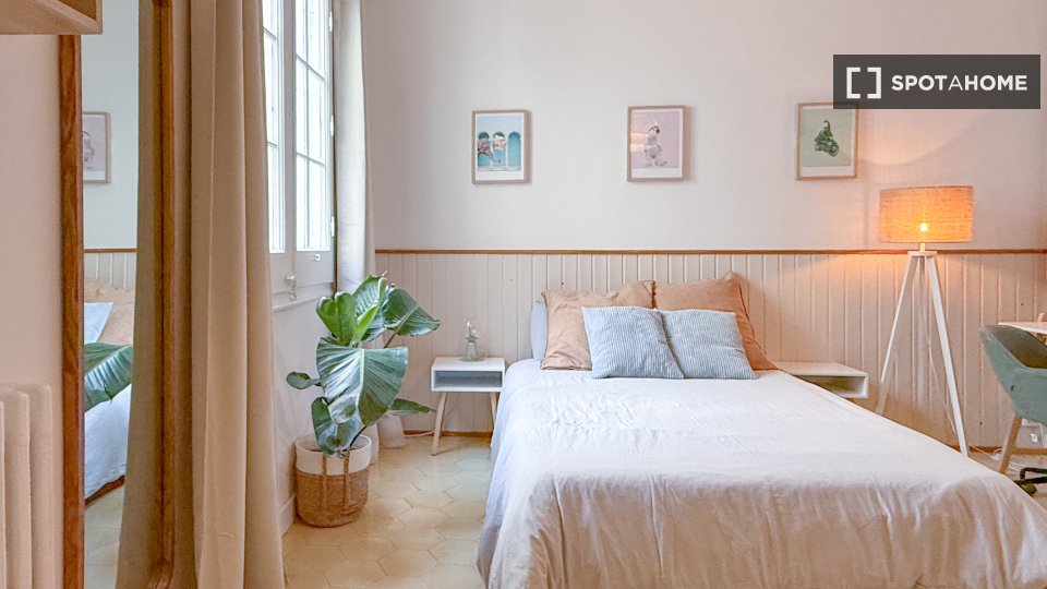 Double room Barcelona, 8 beds, 250m² — photo 52