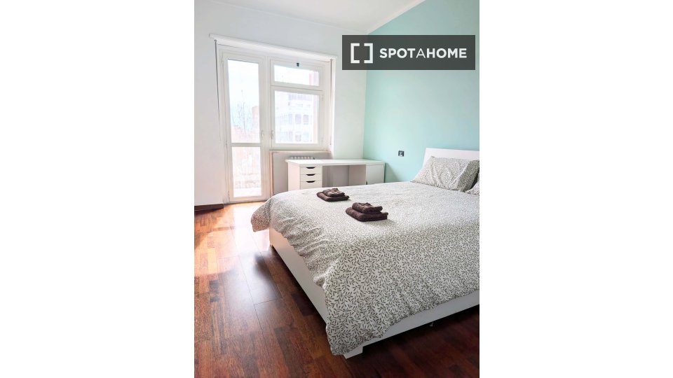 Apartment Turin, 1 bed, 67m² — photo 1