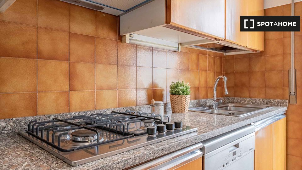 Double room Milan, 4 beds, 90m² — photo 6