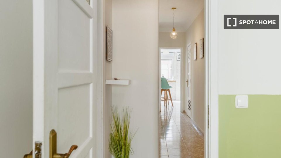 Apartment Lisbon, 2 beds — photo 3