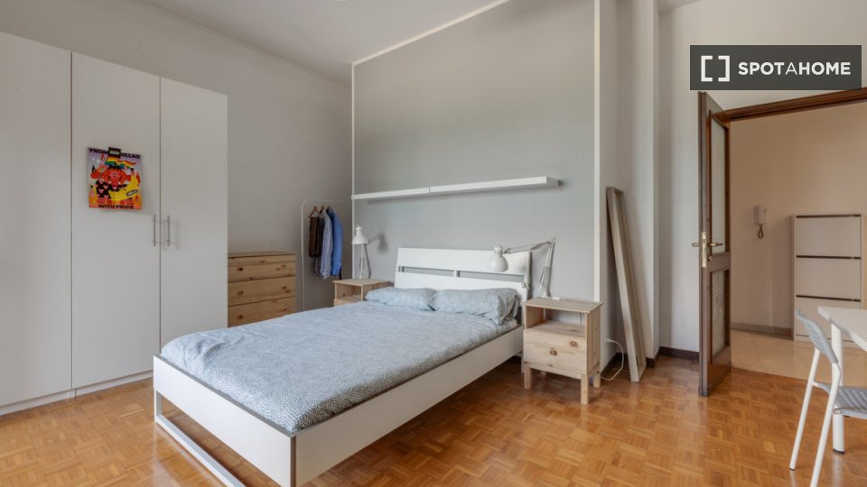 Double room Milan, 3 beds, 93m² — photo 10