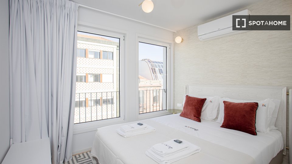 Apartment Porto, 2 beds, 125m² — photo 8