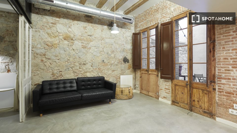 Apartment Barcelona, 1 bed, 83m² — photo 12