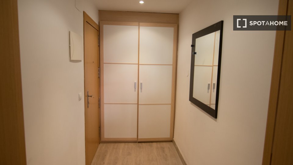 Apartment Valencia, 3 beds, 101m² — photo 1