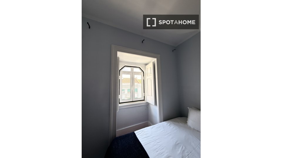 Double room Lisbon, 8 beds — photo 14