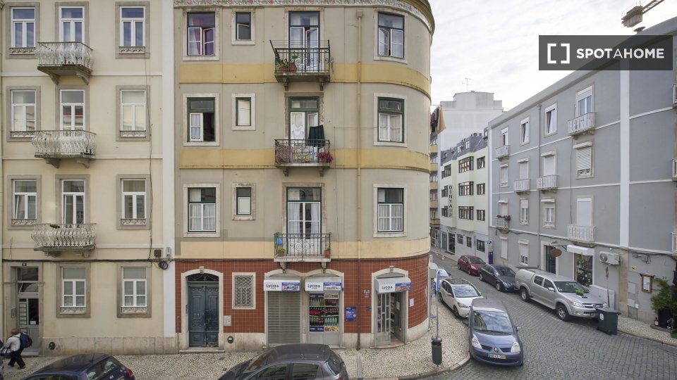 Double room Lisbon, 8 beds — photo 3
