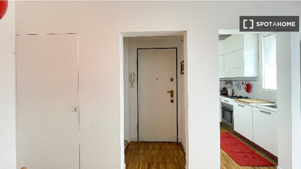 Apartment Milan, 1 bed, 61m² — photo 8
