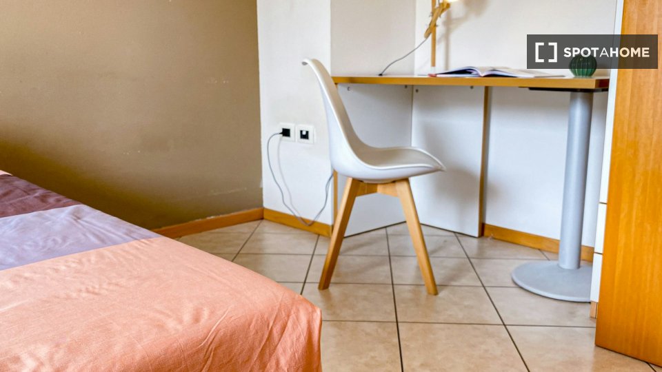Double room Trento, 3 beds — photo 2