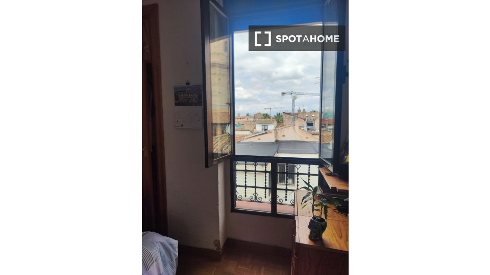 Habitación en piso compartido en Granada