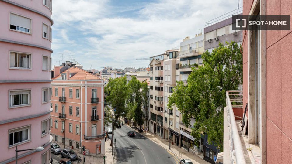 Double room Lisbon, 13 beds, 370m² — photo 18